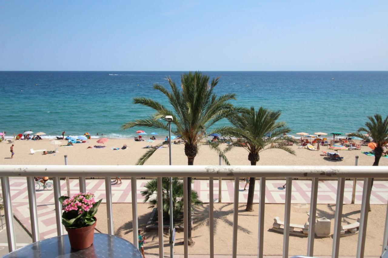 Apartaments El Sorrall Blanes Esterno foto