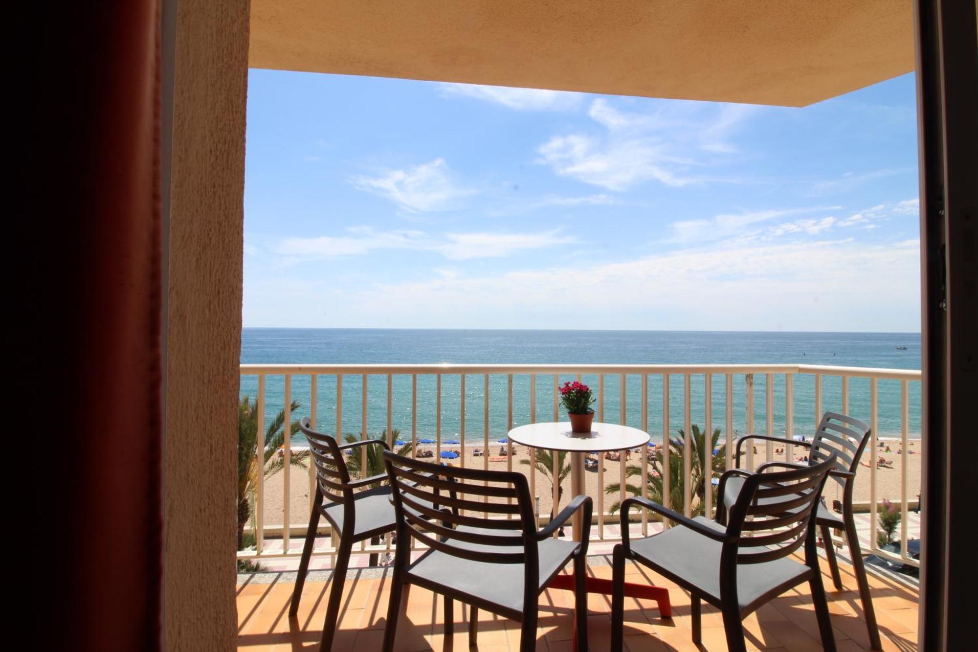 Apartaments El Sorrall Blanes Camera foto